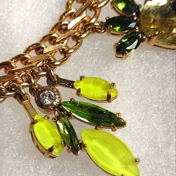 Henri 🍍Bendel Pineapple Statement Necklace with Swarovski Crystals - Picture 13 of 16